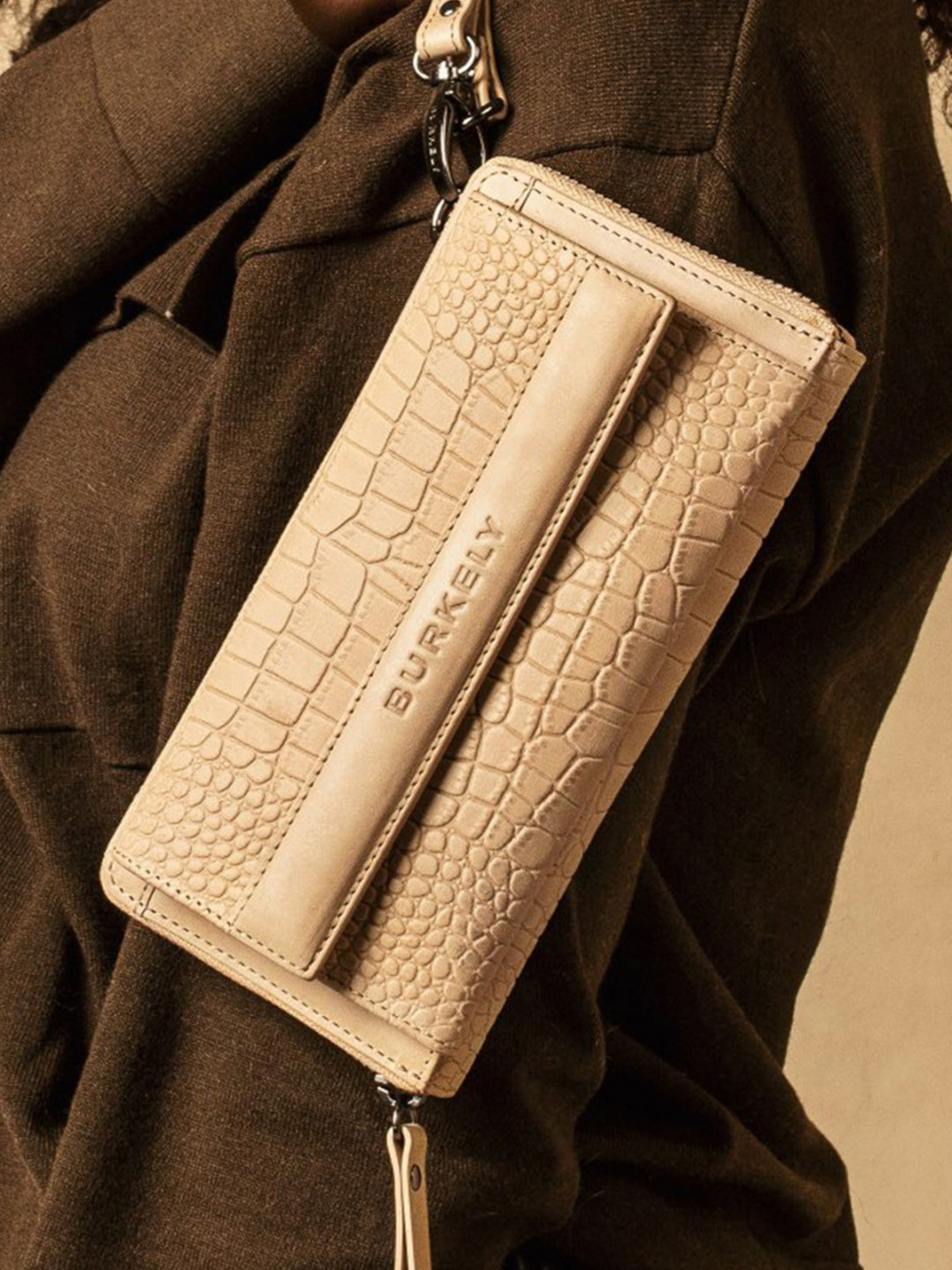 Dámská kožená crossbody kabelka s peněženkou Burkely Samanta – béžová